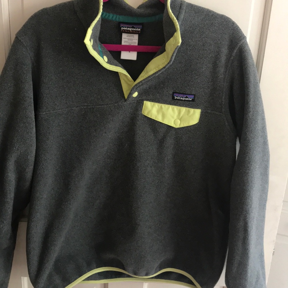 Patagonia pullover gray/neon Medium